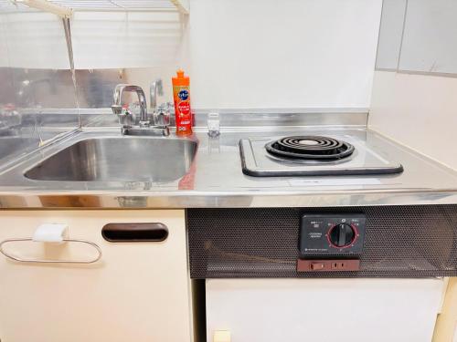 Nakajima502 1stop to Susukino, quiet location next to Nakajima Park, can accommodate 2 people