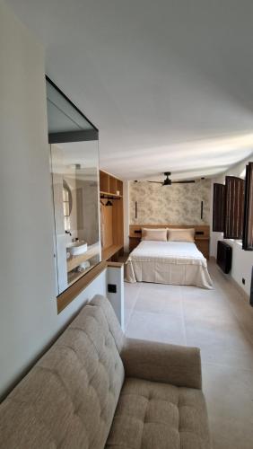 Las Campanas de la Catedral Suite Jacuzzi