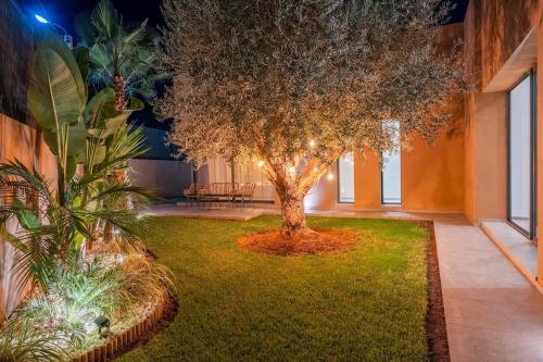 Κήπος έξω από το Villa Soumaya Sans vis-à-vis SPA & JACUZZI
