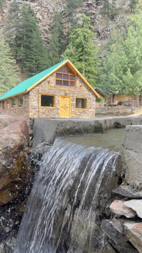Shepherd's Lore Camps & Resort