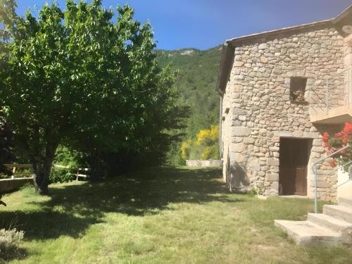 Κήπος έξω από το Gîte Fonfroide, Drome Provençale