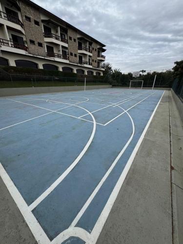 Εγκαταστάσεις για τένις ή/και σκουός στο Flat dos sonhos ή εκεί κοντά