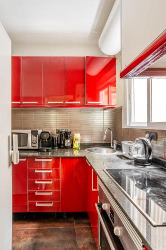 The Collection Barcelona - 4- Bedroom Apartment in Gracia Village