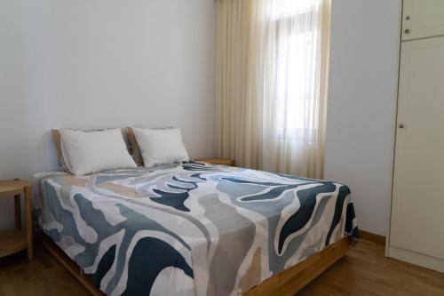 Elegant 2BR with Private Garage in the Old Town