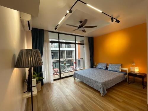 Katil atau katil-katil dalam bilik di Lighting Homestay OCP