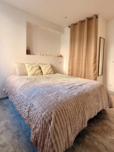Elegant & Spacious Apartment - Paris 20