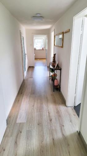 Gallery image of DG R- Helle 40m2 2-Zimmer Wohnung nähe Salzburg in Freilassing