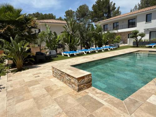 Villa Romy - calme & piscine chauffée