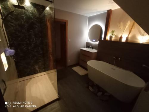 Koupelna v ubytování Le jardin