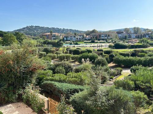 Les jonquières à Gassin, avec piscine collective 26