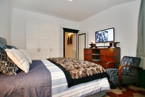 Central Market Exclusive Apartment