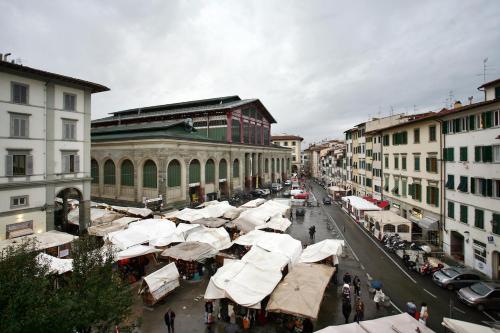 Central Market Exclusive Apartment