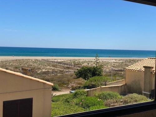 Maison T3 face à la mer, 4 pers, parking privé, plage ~500m, commerces proches - FR-1-81-72