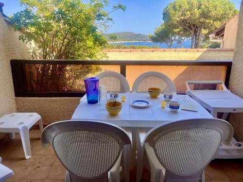 Appartement 3 pièces climatisé avec piscine, tennis, parking à La Croix-Valmer - FR-1-226B-152