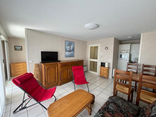 Appartement 2 étoiles avec balcon à 100m de la plage, centre-ville des Sables d'Olonne