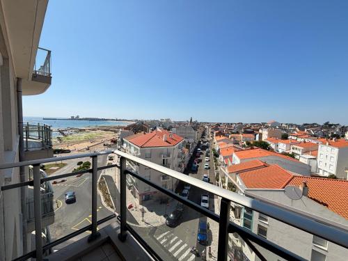 Appartement pour 6 personnes aux Sables-d'Olonne, proche plage, avec balcon - FR-1-197-192