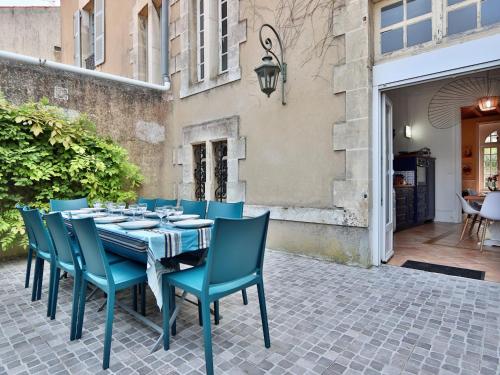 Maison 6 chambres proche plage avec WiFi et salle de jeux - FR-1-197-447