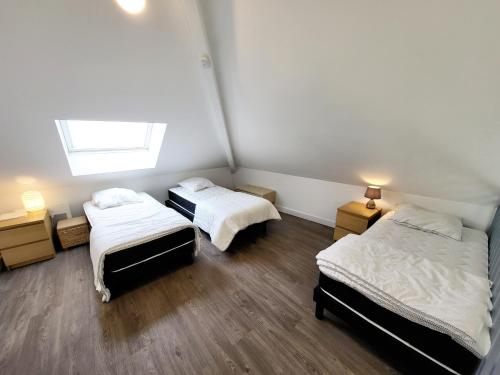 Appartement T3 avec Mezzanine, Balcon et Garage au Centre des Sables-d'Olonne