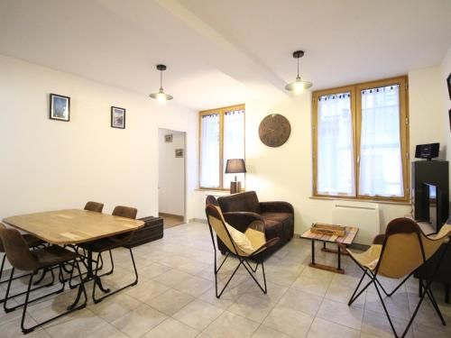 Charmant F3 avec Parking Privé, proche thermes et commodités - 4 pers, animaux acceptés - FR-1-415-77