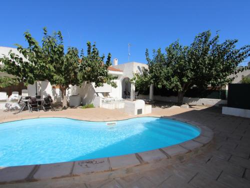 Vacaciones junto al mar: piscina, aire acondicionado, mascotas bienvenidas, playa para perros, WiFi gratis - ES-184-13