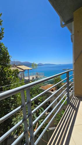 Gallery image of Sunset Apartments in Qeparo