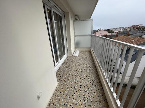 Appartement Moderne Centre-Ville, Proche Plage, 5 Couchages, Parking Privé - FR-1-197-555