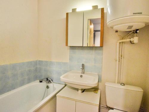 Koupelna v ubytování Confortable studio près des pistes à Bernex - FR-1-498-90