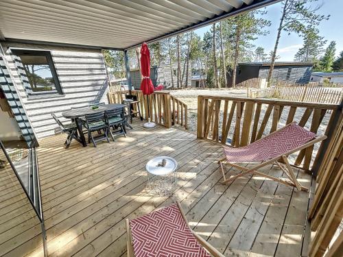 Chalet standing avec piscine chauffée, proche plage et commerces, équipé de WiFi - 6 couchages. - FR-1-361-513