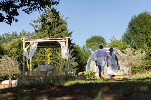 Κήπος έξω από το Bulle de Leygonie