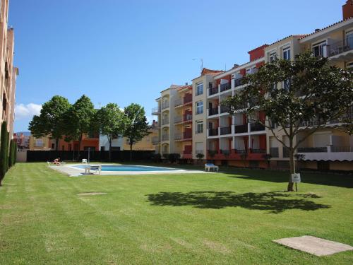 Appartement en Centre-Ville à Empuriabrava avec Terrasse et Proche de la Mer