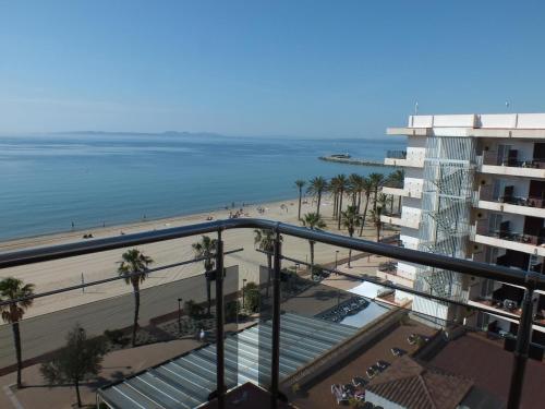 Appartement 6 pers, front de mer, terrasse, parking, TV chaînes françaises