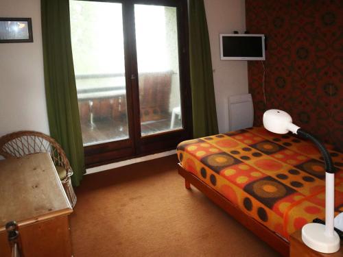 Appartement T3 8 pers - accès pistes - FR-1-322-677