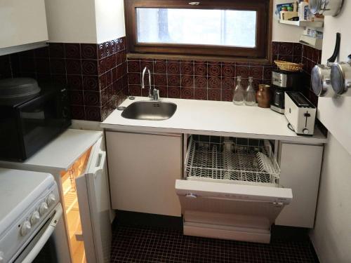 Appartement T3 8 pers - accès pistes - FR-1-322-677