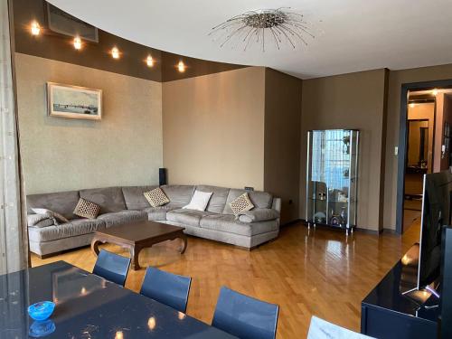 Green Park Apartment