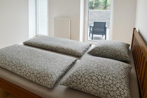 Postel nebo postele na pokoji v ubytování 3-Modern apartment 1min from the center