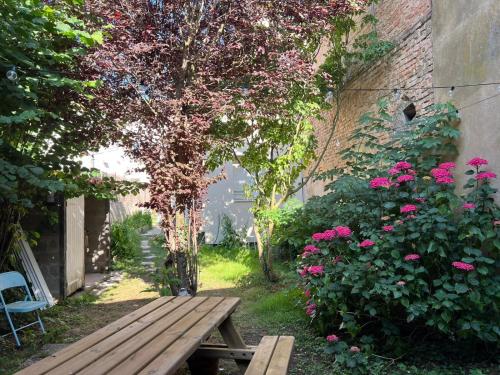 Photo de la galerie de l'établissement Le Mans 24h - Rivière - 4 pers - Rêve au Mans, au Mans