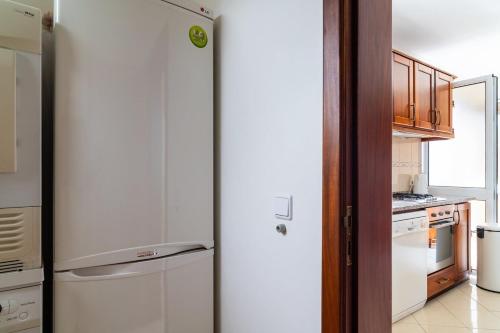 Η κουζίνα ή μικρή κουζίνα στο GuestReady - Yellow house in the mountain