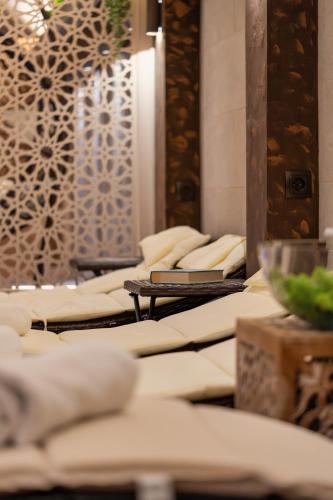OÁZIS Hotel***にあるスパまたはウェルネス施設