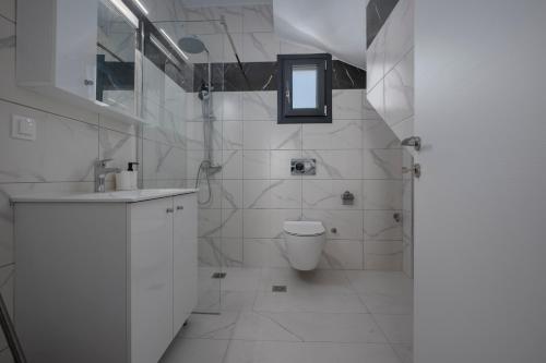 Φωτογραφία από το άλμπουμ του White Pearl Collection στα Φλογητά