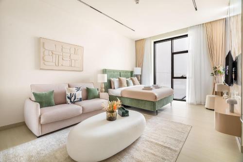New! Stylish Studio with Pool, Gym & Jacuzzi, JVC