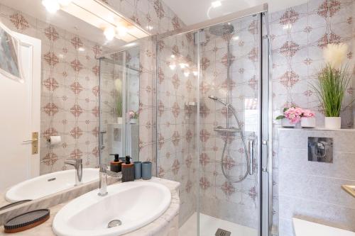 Exceptional Sea View Apartment - Brand new