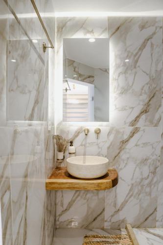 ΔVO luxury apartment