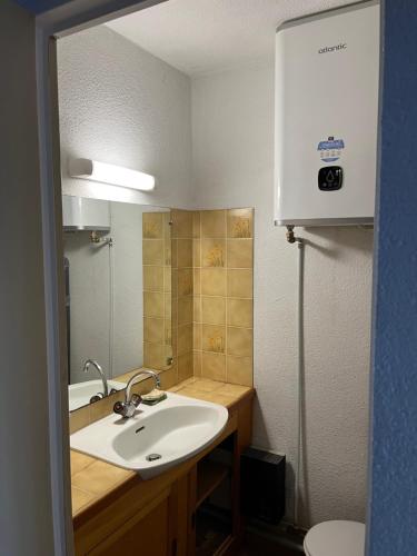Les Floralies 2, 40 m2, 1 Chambre, Climatisation, dans résidence avec 2 piscines