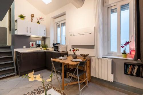 Cute duplex studio