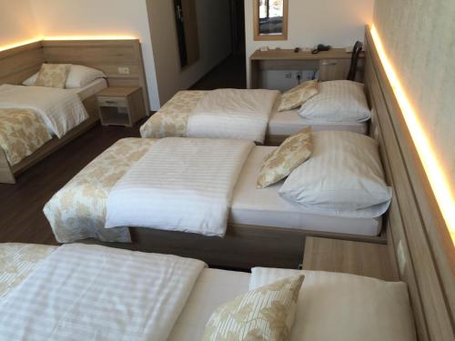 Hotel Samariaにあるベッド