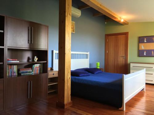 Postel nebo postele na pokoji v ubytování Ulinia Gardens