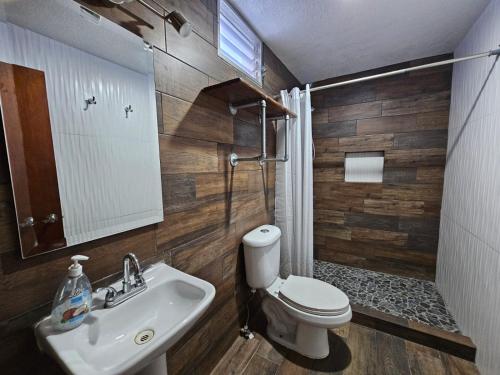 Koupelna v ubytování Pool Park Ocean - Centro Home