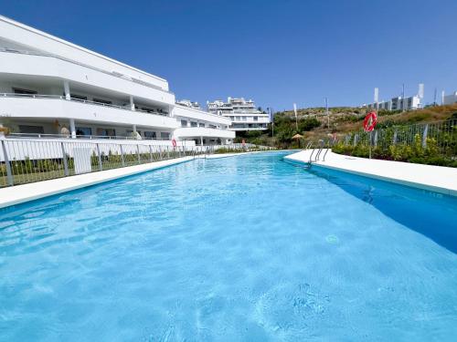 Family penthouse with sea views in Cancelada