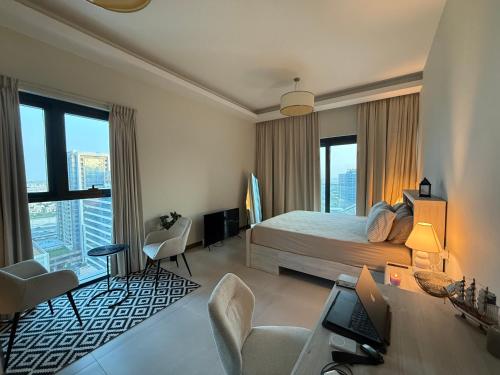 Luxury Stay Dual View Furnished Swimming Pool Gym