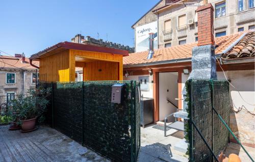 3 Bedroom Gorgeous Apartment In Rijeka